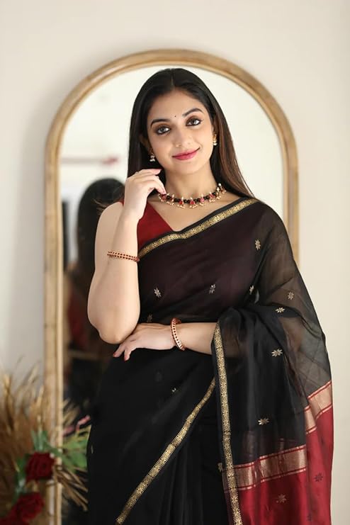 Banarasi Silk Saree with Zari Border and Unstitched Blouse Piece - Image 8